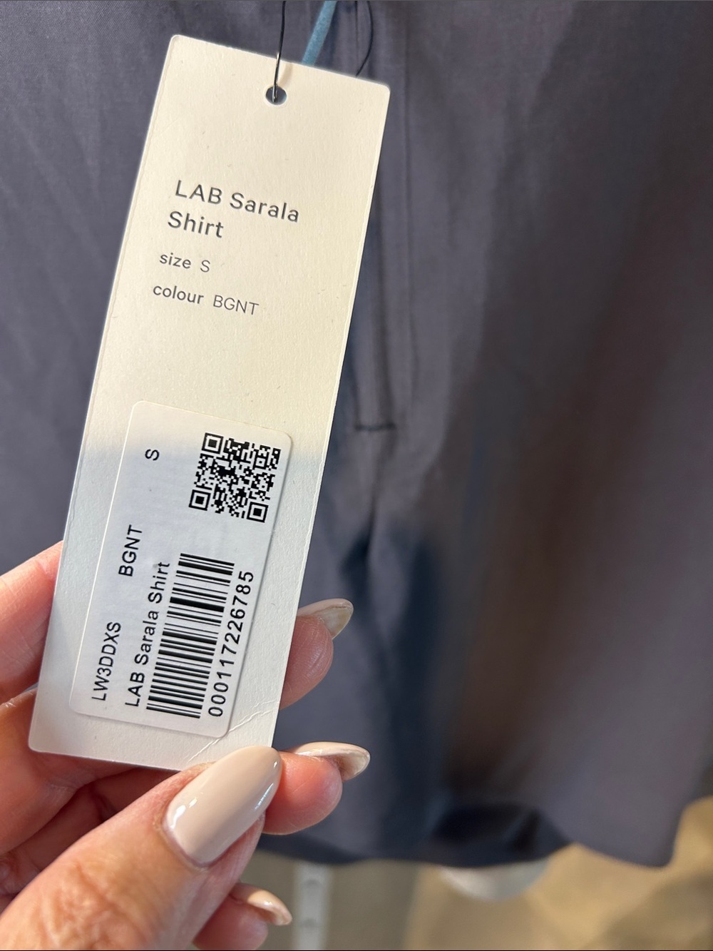 lululemon athletica Women's V-Neck Lab Top in Gray - Picture 2 of 8
